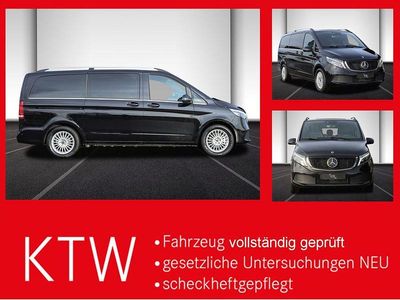 Obsidianschwarz metallic Gebraucht 2024 Mercedes EQV300 Avantgarde Van / Kleinbus | 48.888 € (Guter Preis)