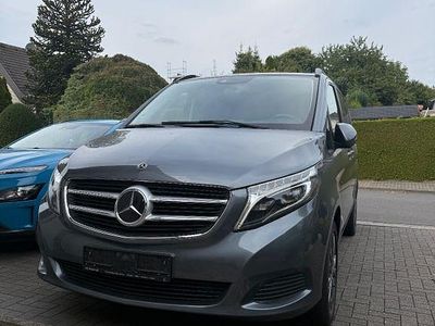 Mercedes V250