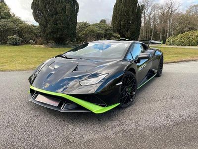 Schwarz Gebraucht 2024 Lamborghini Huracán | 359.950 € (Teuer)