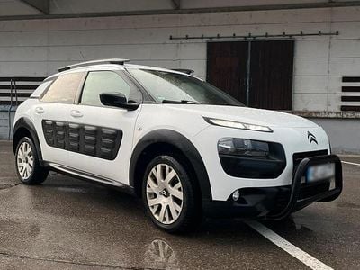 Gebraucht Citroën C4 82 PS (60 kW) 2015 Weiß Limousine