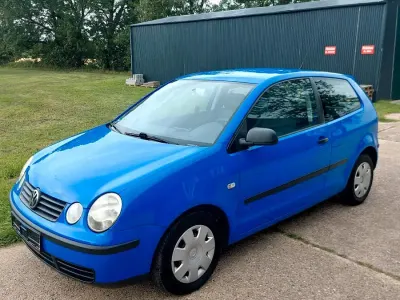 Gebraucht VW Polo 65 PS (47 kW) 2002 Blau Kleinwagen