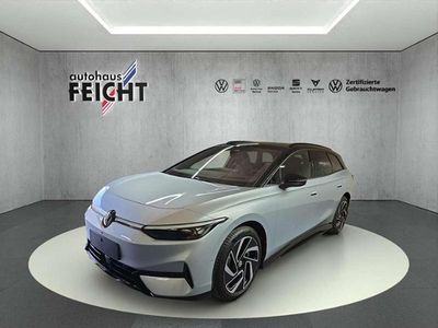 Scale silver metallic / schwa Neu 2025 VW ID.7 Pro Kombi | 77.359 €