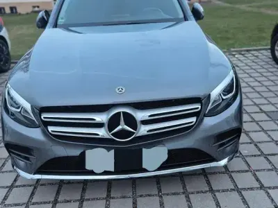 Używany Mercedes GLC250 AMG 204 KM (150 kW) 2018 Szary SUV
