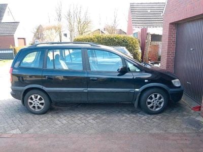 Gebraucht Opel Zafira 106 PS (77 kW) 2004 Schwarz Van / Kleinbus