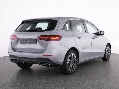 Silber Gebraucht 2024 Mercedes B180 Progressive Van / Kleinbus | 29.825 € (Fairer Preis)