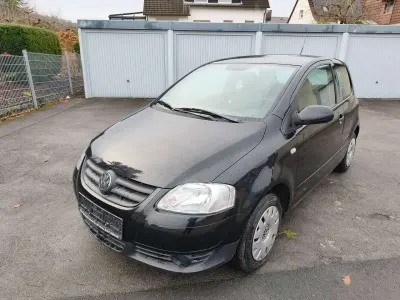Gebraucht VW Fox Refresh 54 PS (39 kW) 2009 Schwarz Kleinwagen