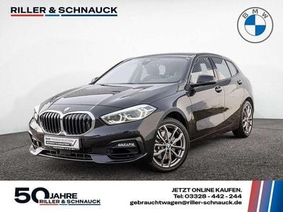 Gebraucht BMW 120 Sport Line 178 PS (130 kW) 2024 Black sapphire Kleinwagen
