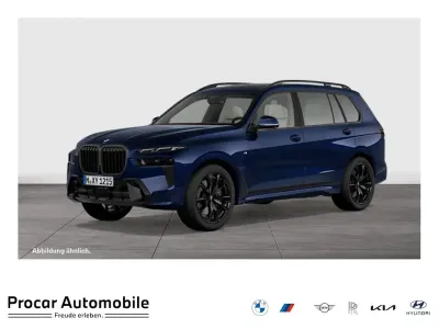 Gebraucht BMW X7 M Sport 340 PS (250 kW) 2026 Blau SUV