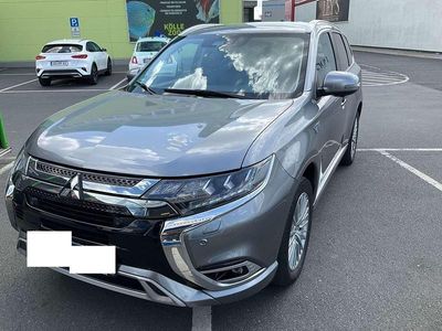 Mitsubishi Outlander P-HEV