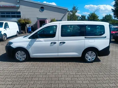 Gebraucht VW Caddy Maxi 102 PS (75 kW) 2023 Weiß Van / Kleinbus