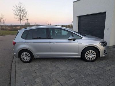 Gebraucht VW Golf Sportsvan LOUNGE 125 PS (91 kW) 2016 Silber Van / Kleinbus