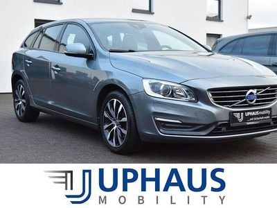 Grau Gebraucht 2018 Volvo V60 Kombi | 21.950 € (Fairer Preis)