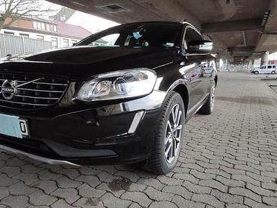 Schwarz Gebraucht 2015 Volvo XC60 Summum SUV | 19.000 € (Fairer Preis)