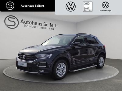 Gebraucht VW T-Roc Style 150 PS (110 kW) 2020 Deep black perleffekt (metallic) SUV