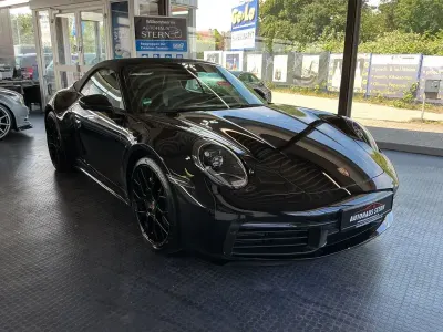 Gebraucht Porsche 911 Carrera Cabriolet 385 PS (283 kW) 2022 Tiefschwarzmetallic Cabrio