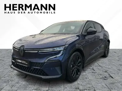 Usata Renault Megane E-Tech 160 kW (218 CV) 2024 Blu Berlina
