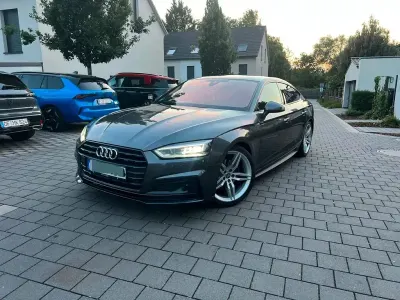 Gebraucht Audi A5 Sportback Sport 190 PS (139 kW) 2019 Grau Kleinwagen