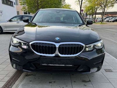 gebraucht BMW 318 i Lim. Advantage Automotik Live Cockpit