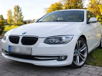 Gebraucht BMW 330 Exclusive 245 PS (180 kW) 2013 Weiß Coupé