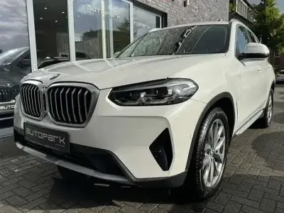 Gebraucht BMW X3 Sport Line 184 PS (135 kW) 2023 Alpinweiss iii alpinweiß SUV
