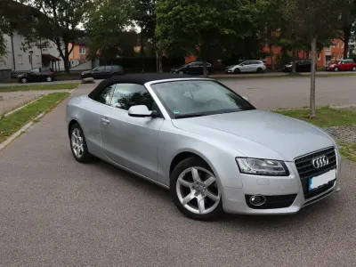Gebraucht Audi A5 Cabriolet Comfort 160 PS (117 kW) 2011 Silber Cabrio