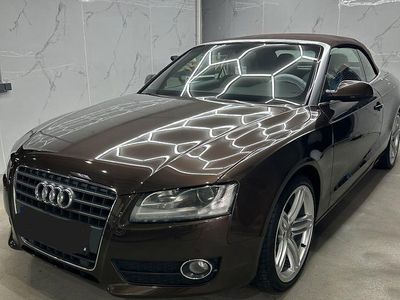 Używany Audi A5 Cabriolet Exclusive 179 KM (131 kW) 2011 Brązowy Kabriolet