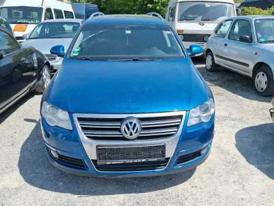 Używany VW Passat R 140 KM (102 kW) 2009 Niebieski Kombi