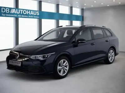 Used VW Golf VIII Life 150 HP (110 kW) 2024 Blue Estate