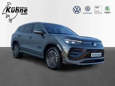Gebraucht VW Tayron R-line 193 PS (141 kW) 2025 Grau SUV