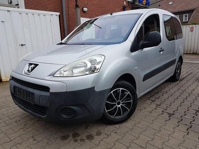 Usata Peugeot Partner Tepee 75 CV (55 kW) 2008 Grigio Monovolume