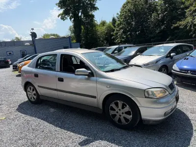 Gebraucht Opel Astra 101 PS (74 kW) 2001 Grau Limousine