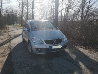 Gebraucht Mercedes A160 95 PS (69 kW) 2010 Silber Van / Kleinbus