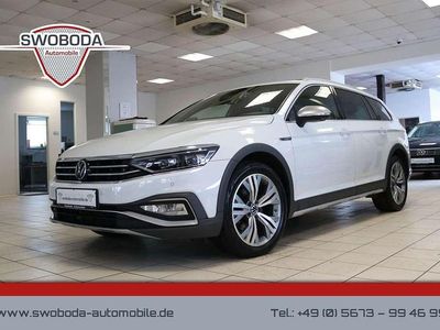 Weiß Gebraucht 2023 VW Passat Alltrack Kombi | 34.950 € (Teuer)