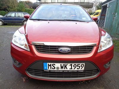 Gebraucht Ford Focus 100 PS (73 kW) 2008 Rot Limousine