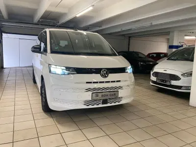 Gebraucht VW Multivan 204 PS (150 kW) 2024 Weiß Van / Kleinbus