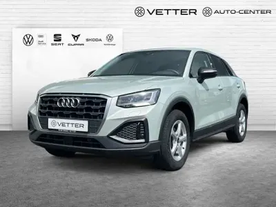 Używany Audi Q2 Comfort 110 KM (80 kW) 2024 Srebrny SUV