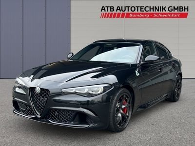 Neu Alfa Romeo Giulia Quadrifoglio 519 PS (381 kW) 2025 Nero vulcano, metallic) (schwarz Limousine