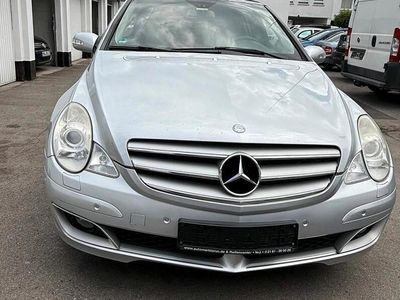 Mercedes R280