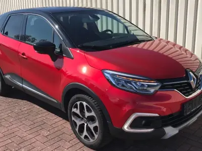 Gebraucht Renault Captur Collection 131 PS (96 kW) 2019 Rot SUV