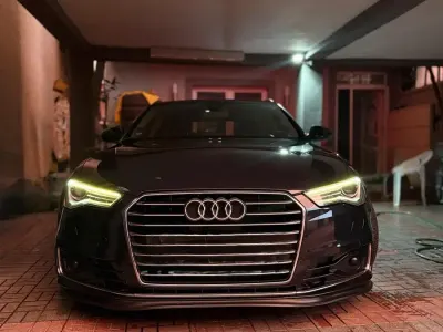 Gebraucht Audi A6 190 PS (139 kW) 2015 Blau Kombi
