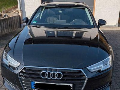 Gebraucht Audi A4 190 PS (139 kW) 2018 Schwarz Kombi