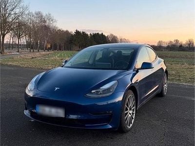 Blau Gebraucht 2021 Tesla Model 3 Long Range AWD Limousine | 27.250 € (Guter Preis)