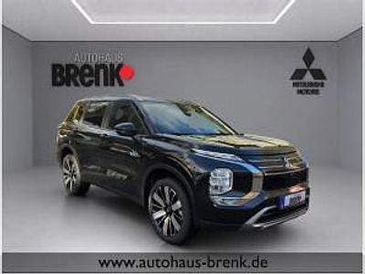 Neu Mitsubishi Outlander P-HEV Intro Edition 136 PS (100 kW) 2025 Schwarz (kristallschwarz (m)) SUV