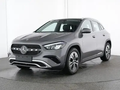 Gebraucht Mercedes GLA200 Advanced 163 PS (119 kW) 2025 Grau SUV