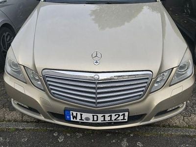Mercedes E220