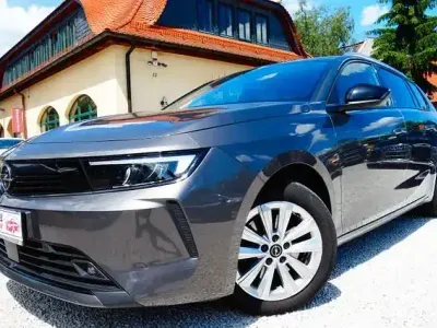 Gebraucht Opel Astra Elegance 131 PS (96 kW) 2023 Moonstone grey Kleinwagen