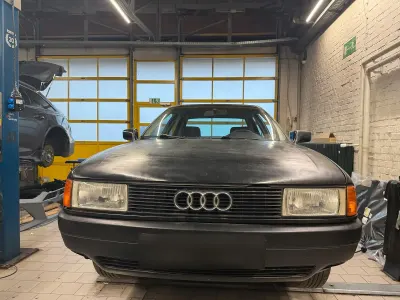 Gebraucht Audi 80 75 PS (55 kW) 1986 Schwarz Limousine
