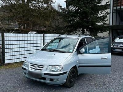 Usado Hyundai Matrix 122 CV (89 kW) 2004 Plateado Monovolumen