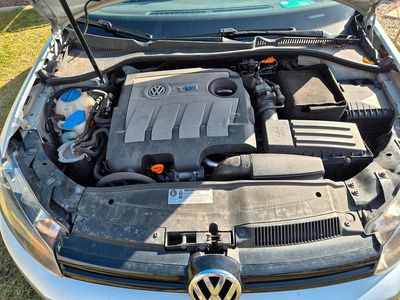 Gebraucht VW Golf VI 105 PS (77 kW) 2010 Silber Kleinwagen
