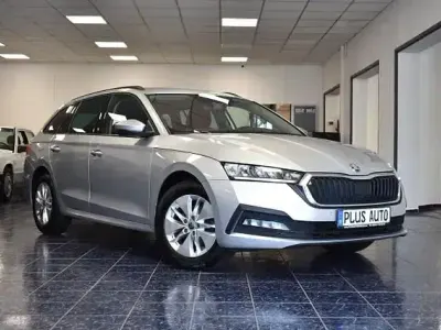Gebraucht Skoda Octavia Ambition 116 PS (85 kW) 2022 Brilliantsilber Kombi